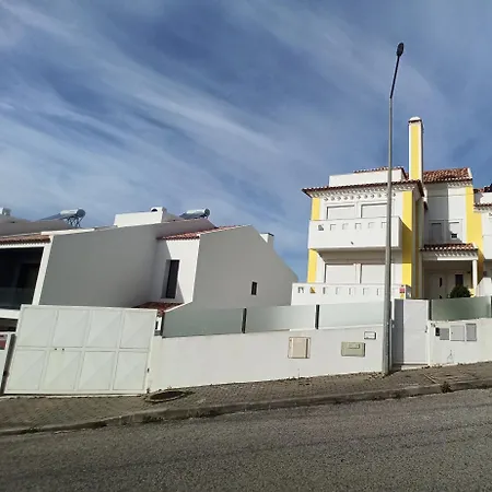 Merci House Hébergement de vacances *