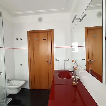 Merci House Hébergement de vacances *